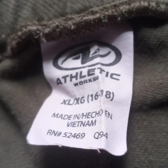 Athelic works short size (16-18).    ( Box DD ) - Picture 3 of 3